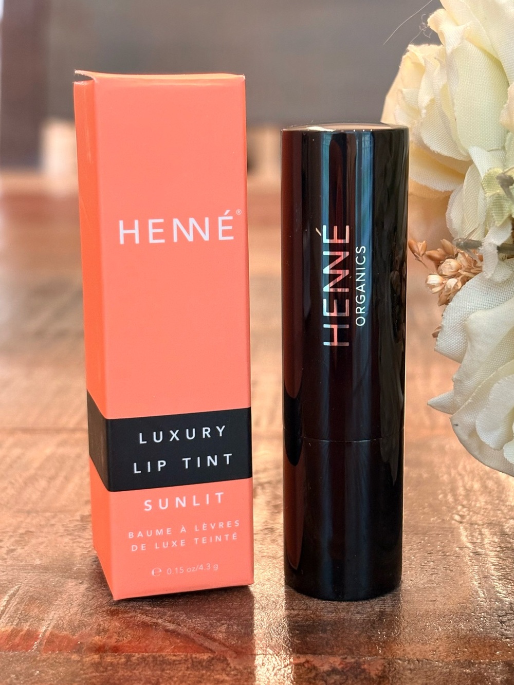NEW Henne Organics LUXURY LIP TINT in SUNLIT!